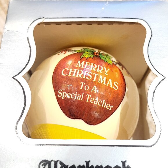 Vintage Alderbrook ''Teacher" Christmas ornament - Picture 3 of 5